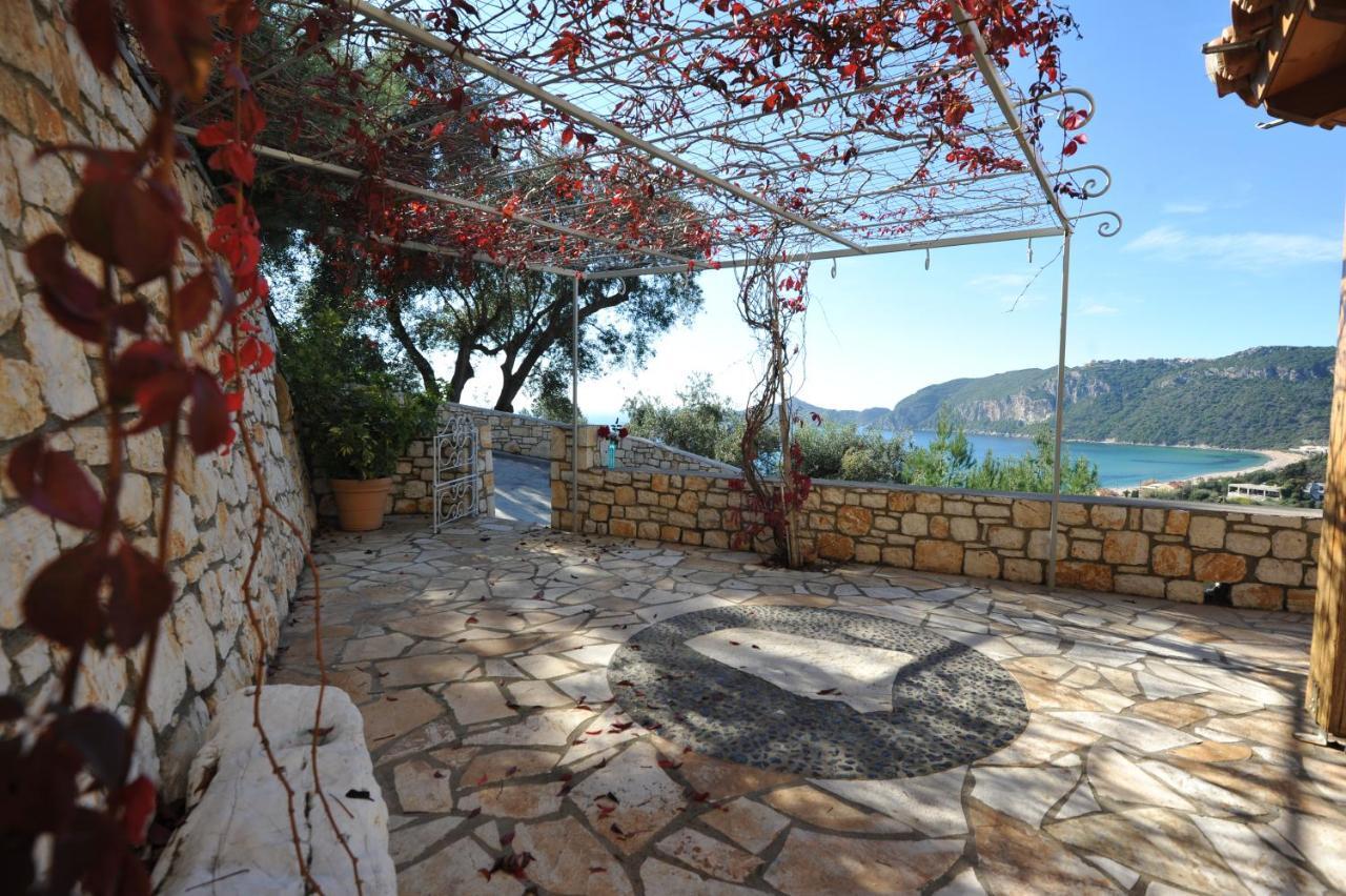 Villa Theodora View Apartments Zeys Agios Georgios Pagon Bagian luar foto